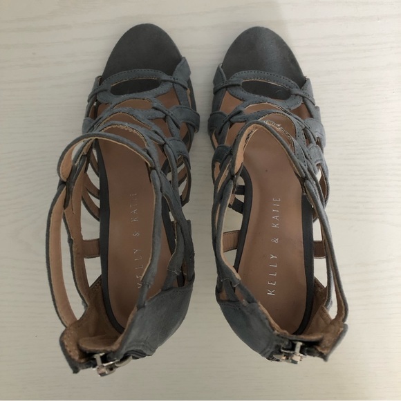 NWOT Kelly & Katie “Talinia” Gray Suede Strappy Heels - Picture 5 of 8